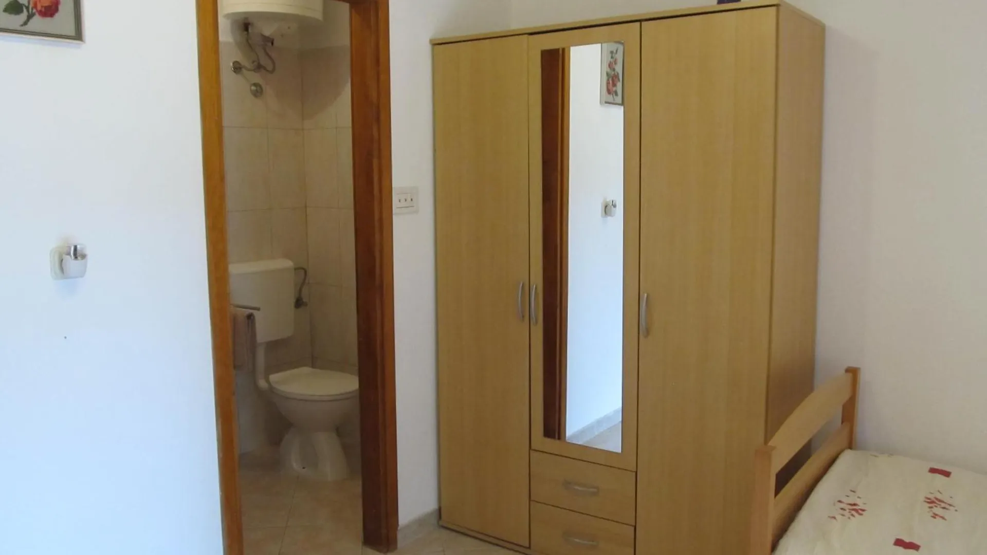 Apartments Vesna With Pool - New! Sveti Lovreč Pazenatički