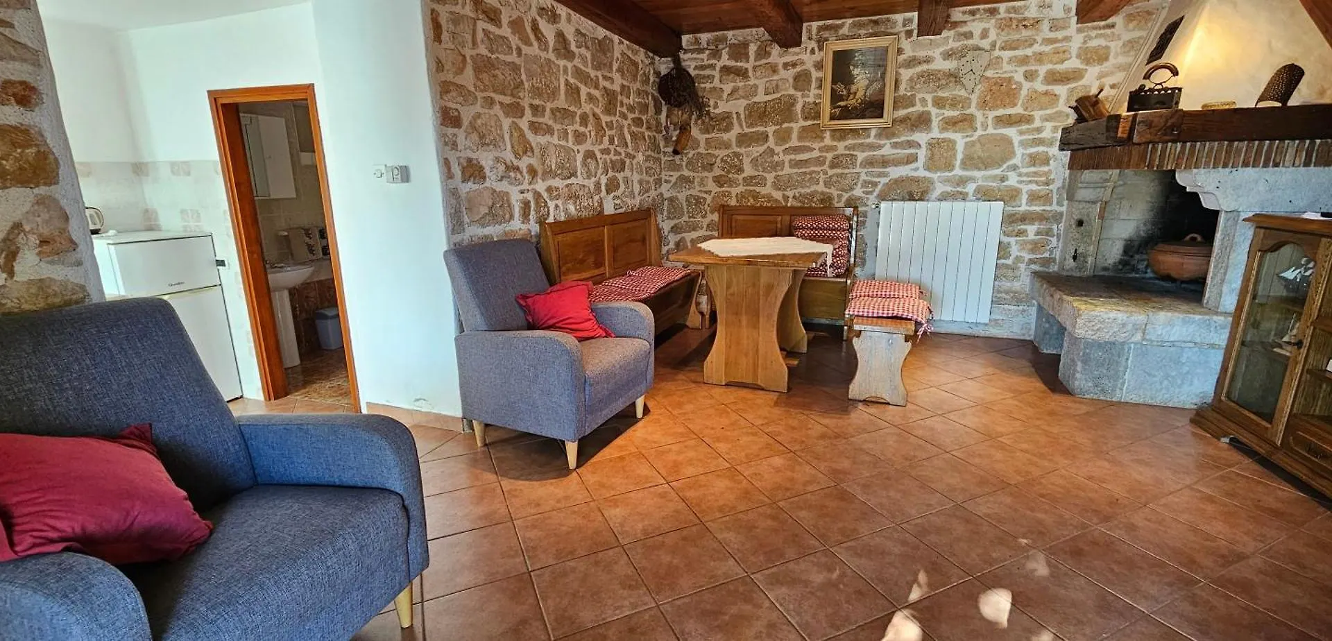 Apartments Vesna With Pool - New! Sveti Lovreč Pazenatički