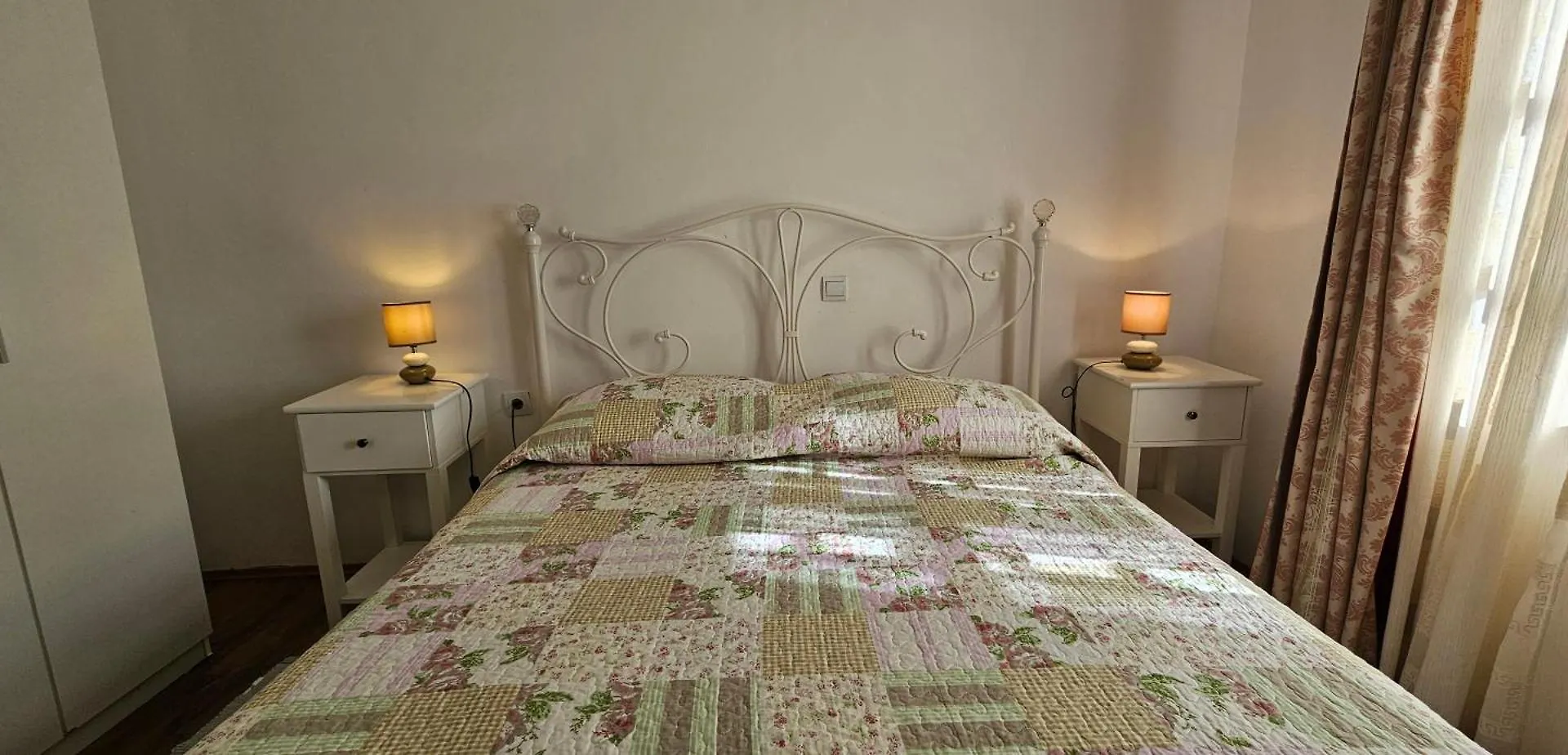 Apartments Vesna With Pool - New! Sveti Lovreč Pazenatički